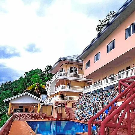 Nadelmar Hotel & Resort - Barkada Room